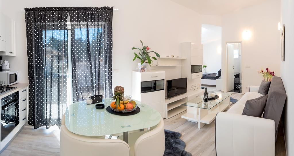 Antonio Apartment *